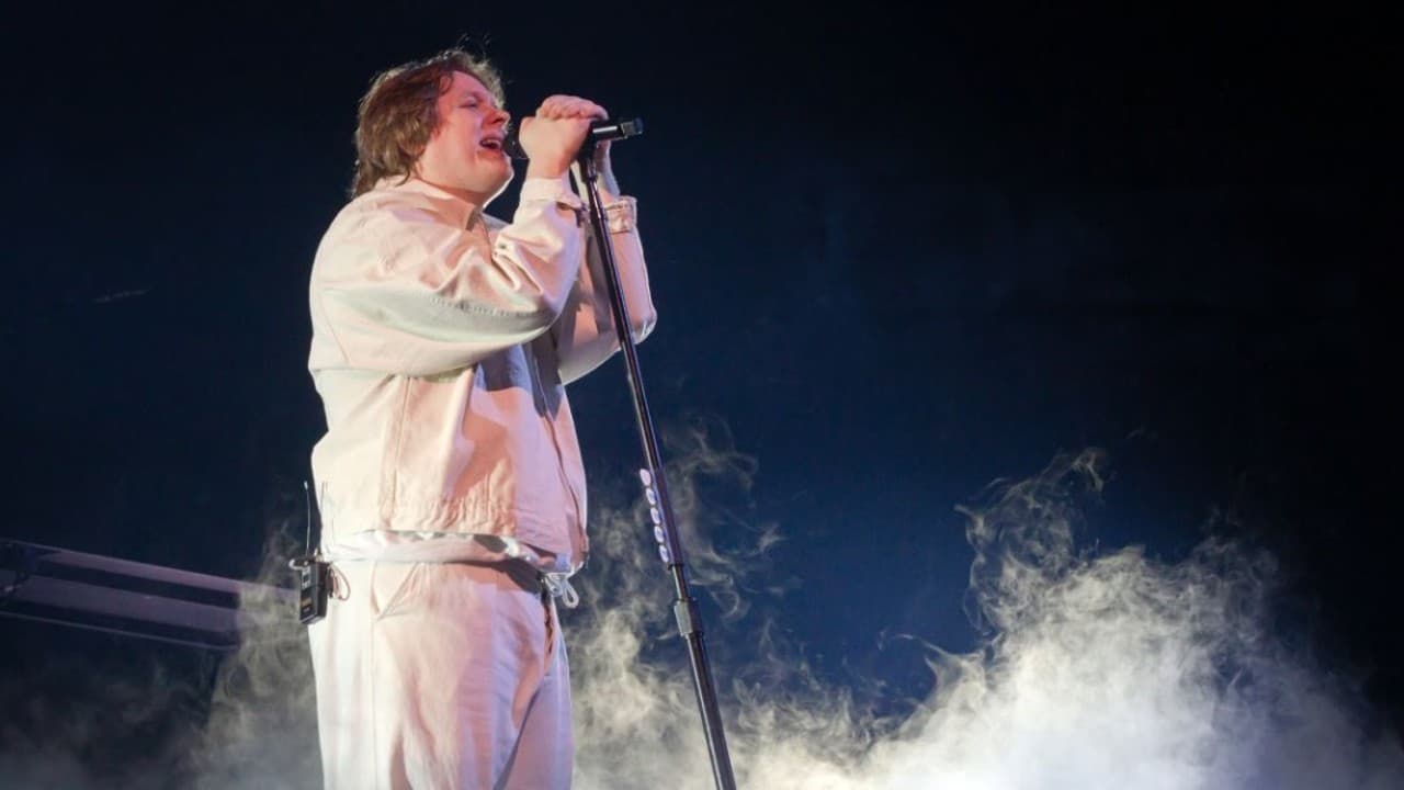 Lewis Capaldi: Cảm giác của tôi lúc này