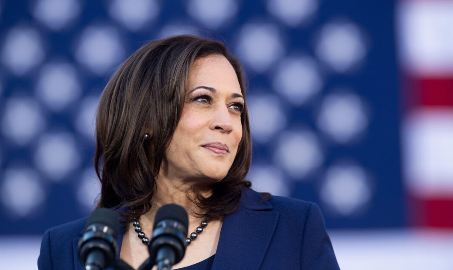 Ứng Viên Tổng Thống Kamala Harris