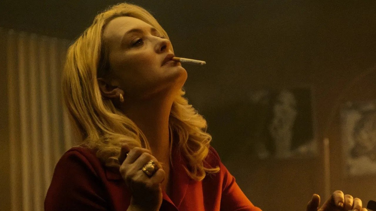 Mrs PlaymenHình bìa