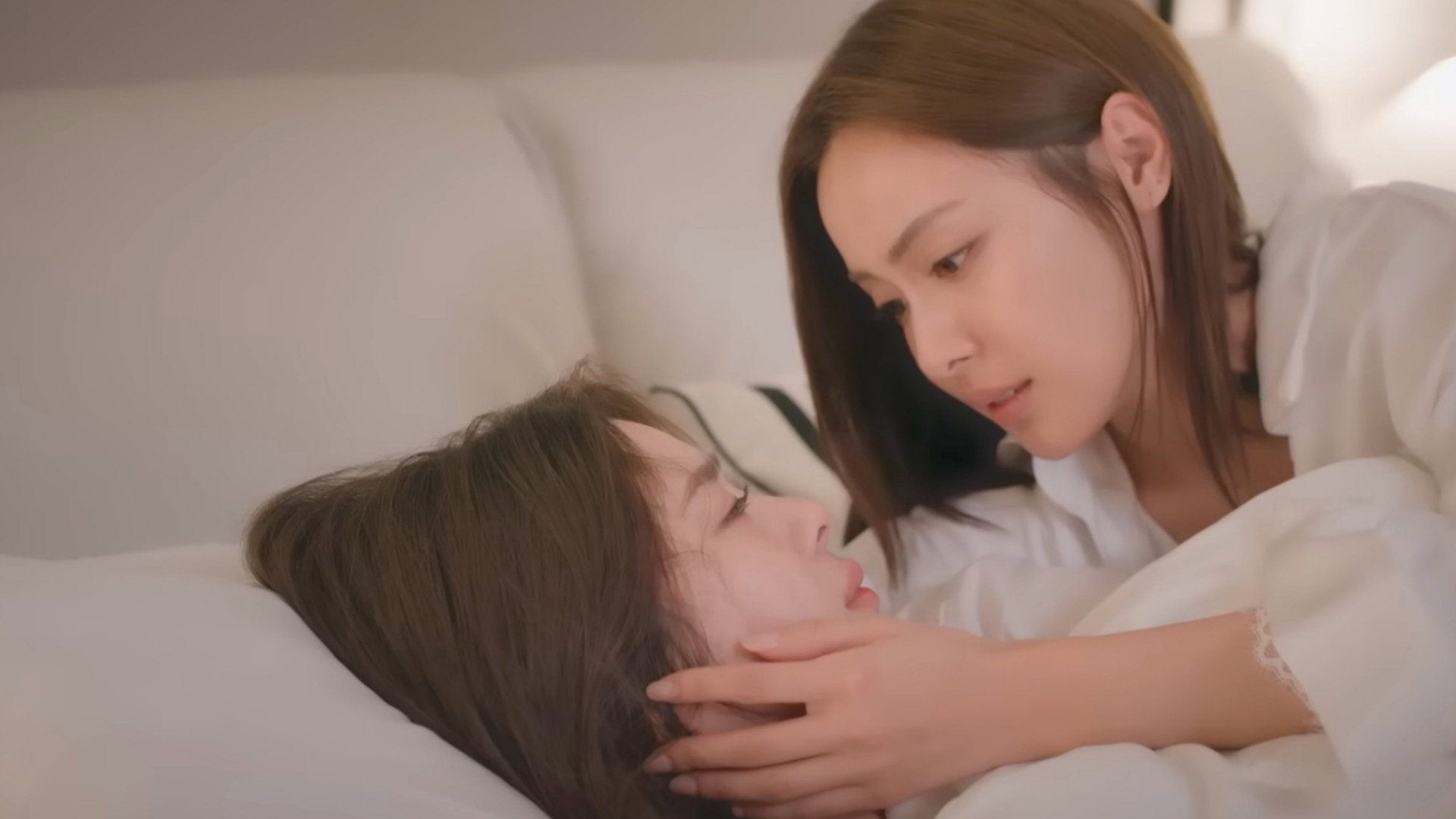 Tình Yêu Đủ Đầy